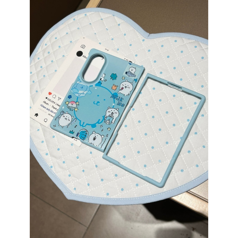 人気アニメ「ちいかわ」のジョークベアデザインのスマートフォン - Phone Zone Accessories & Repair Photos のレビューと価格